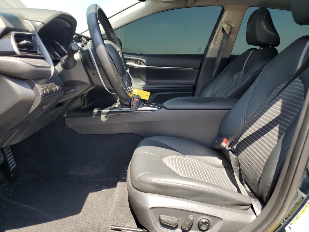 2020 TOYOTA CAMRY SE - Image 7