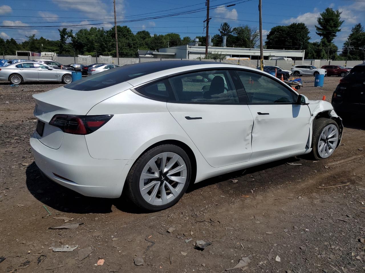 2023 TESLA MODEL 3 - Фото 3