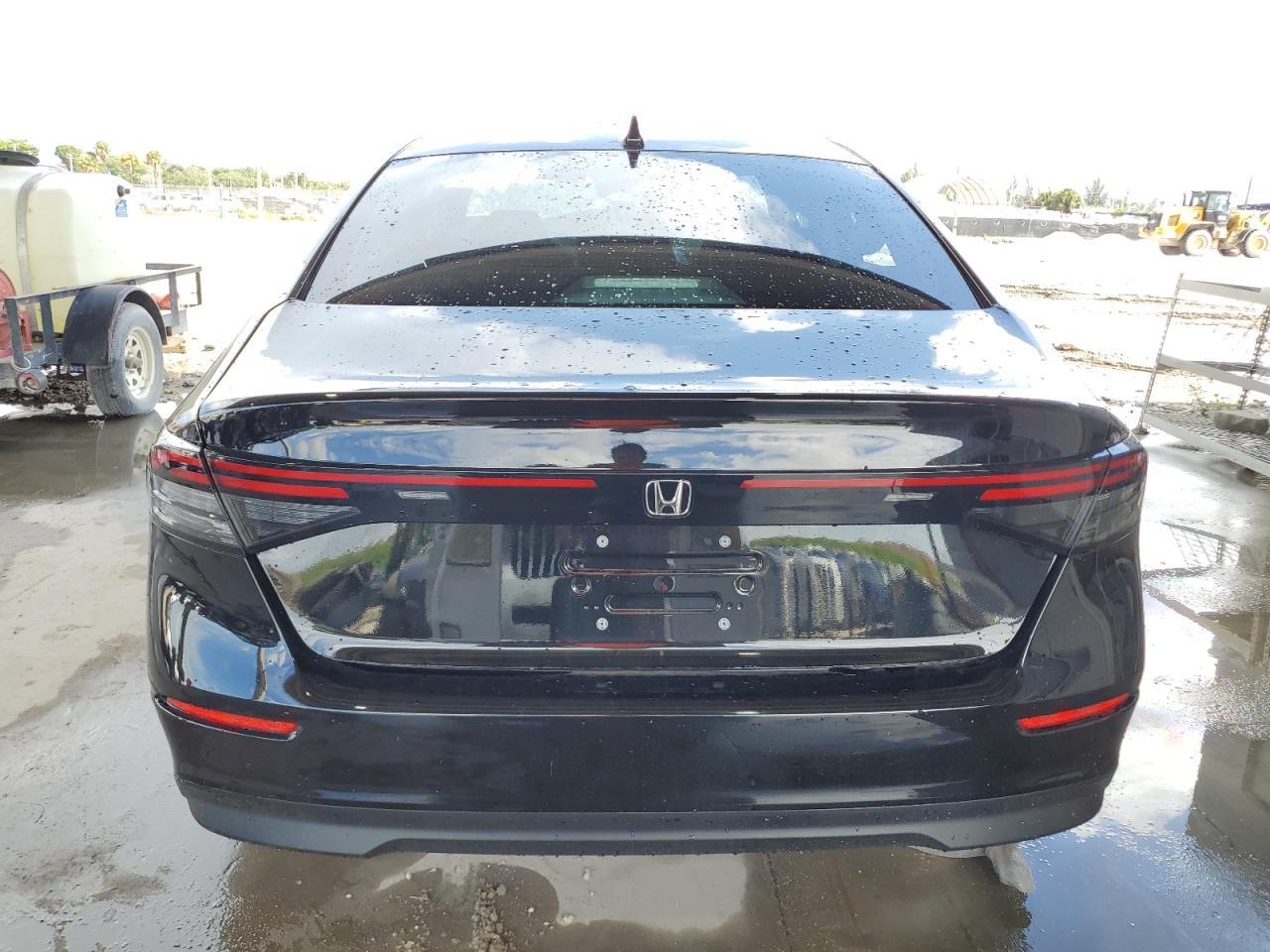 2024 HONDA ACCORD EX - Фото 6