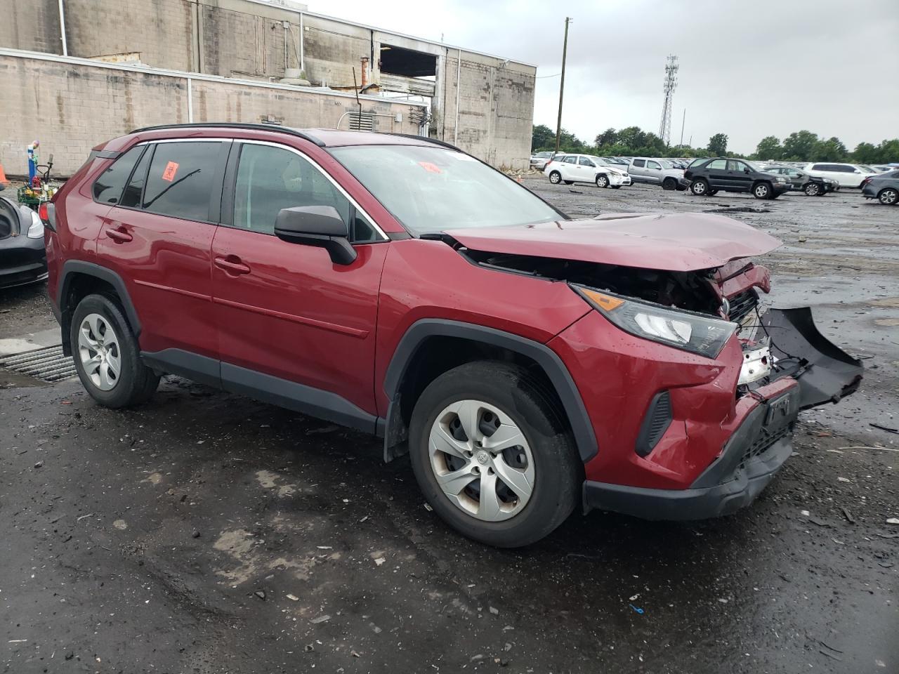 2021 TOYOTA RAV4 LE - Фото 4