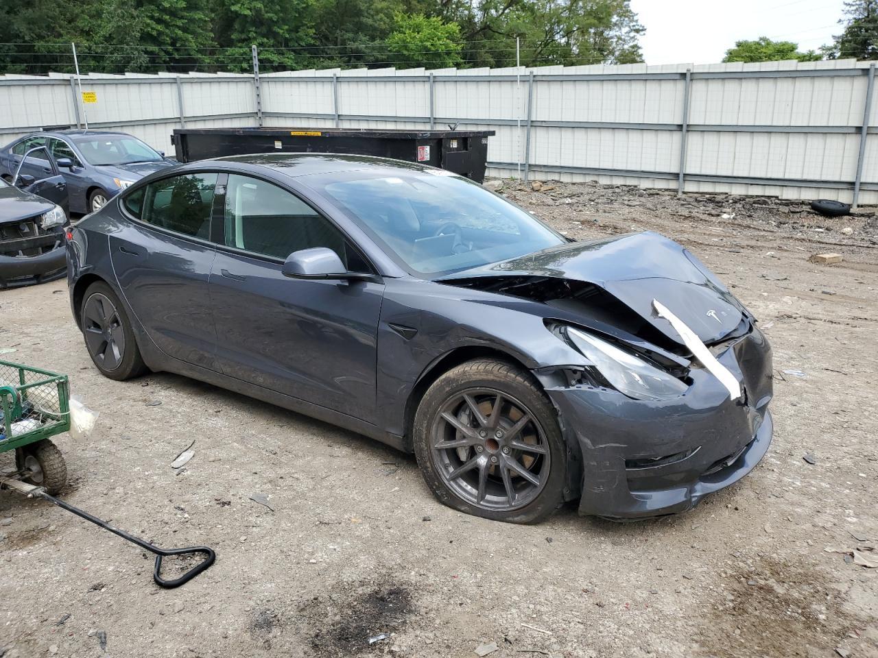 2023 TESLA MODEL 3 - Фото 4