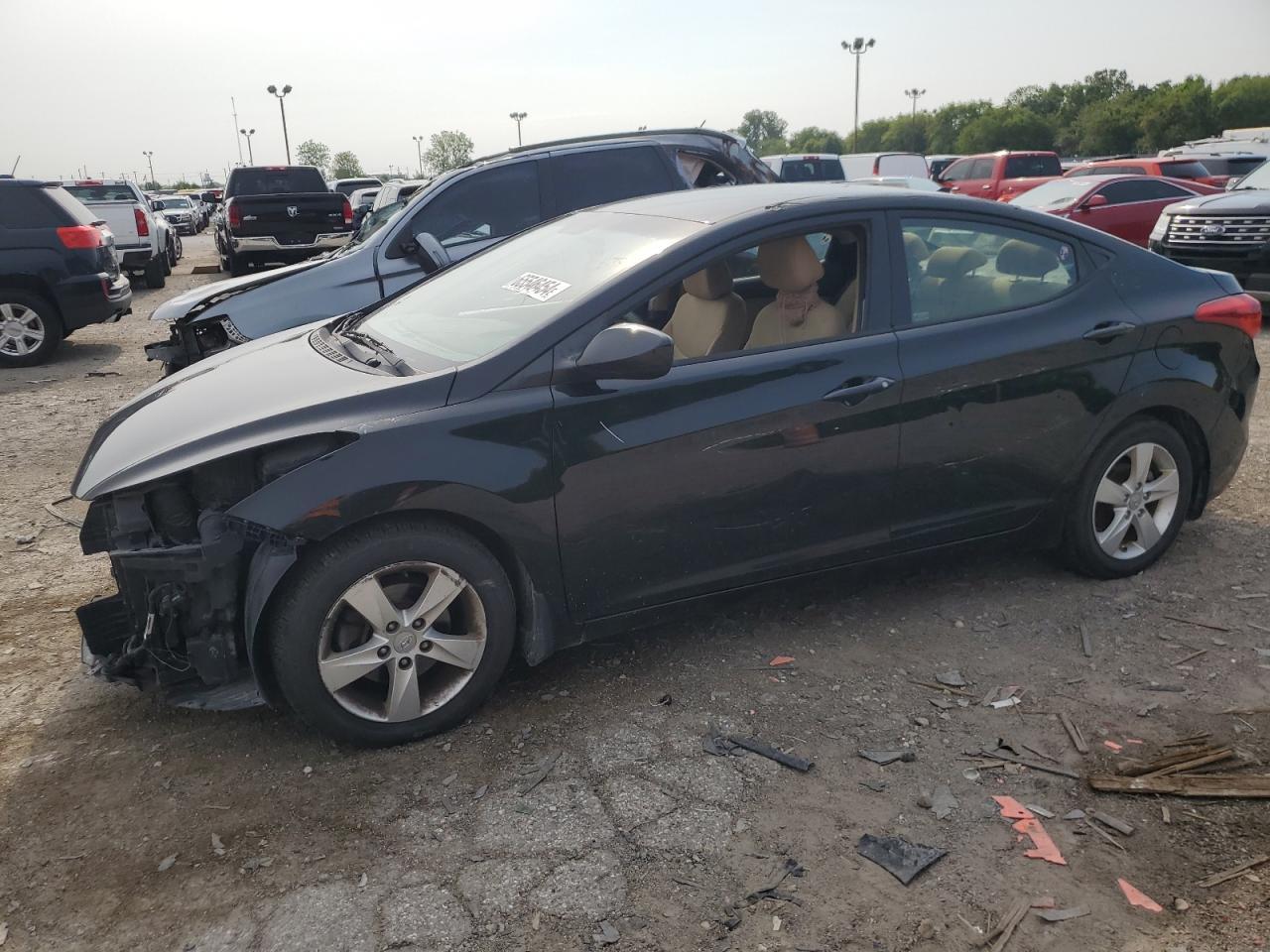 2013 HYUNDAI ELANTRA GL