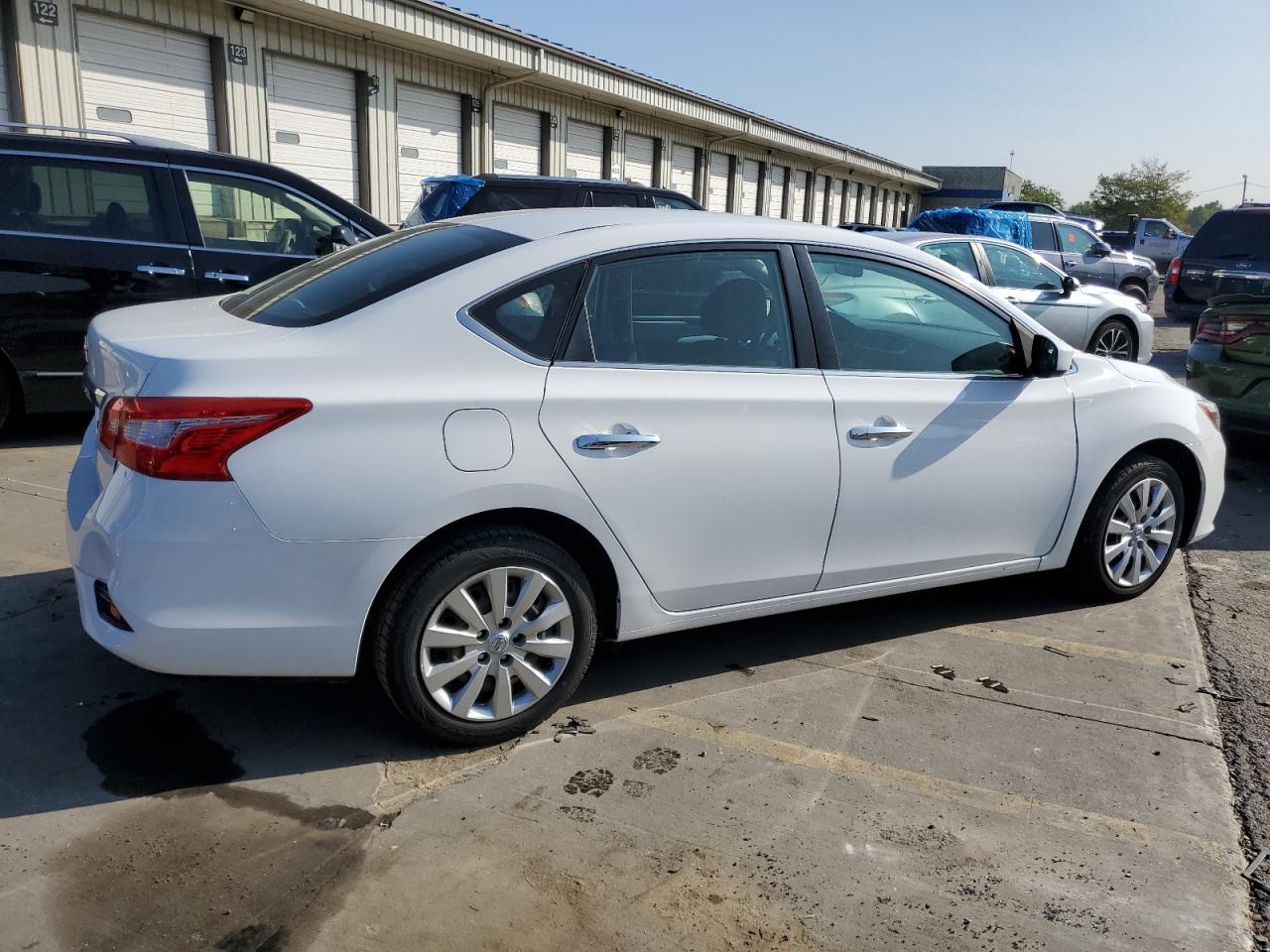2018 NISSAN SENTRA S - Фото 3