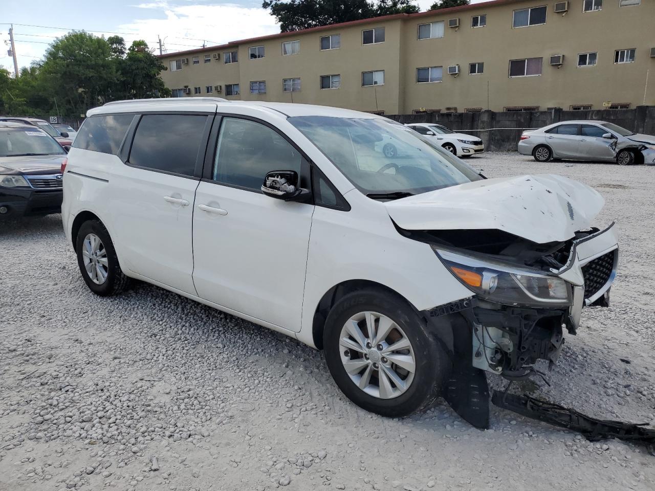 2016 KIA SEDONA LX - Фото 4
