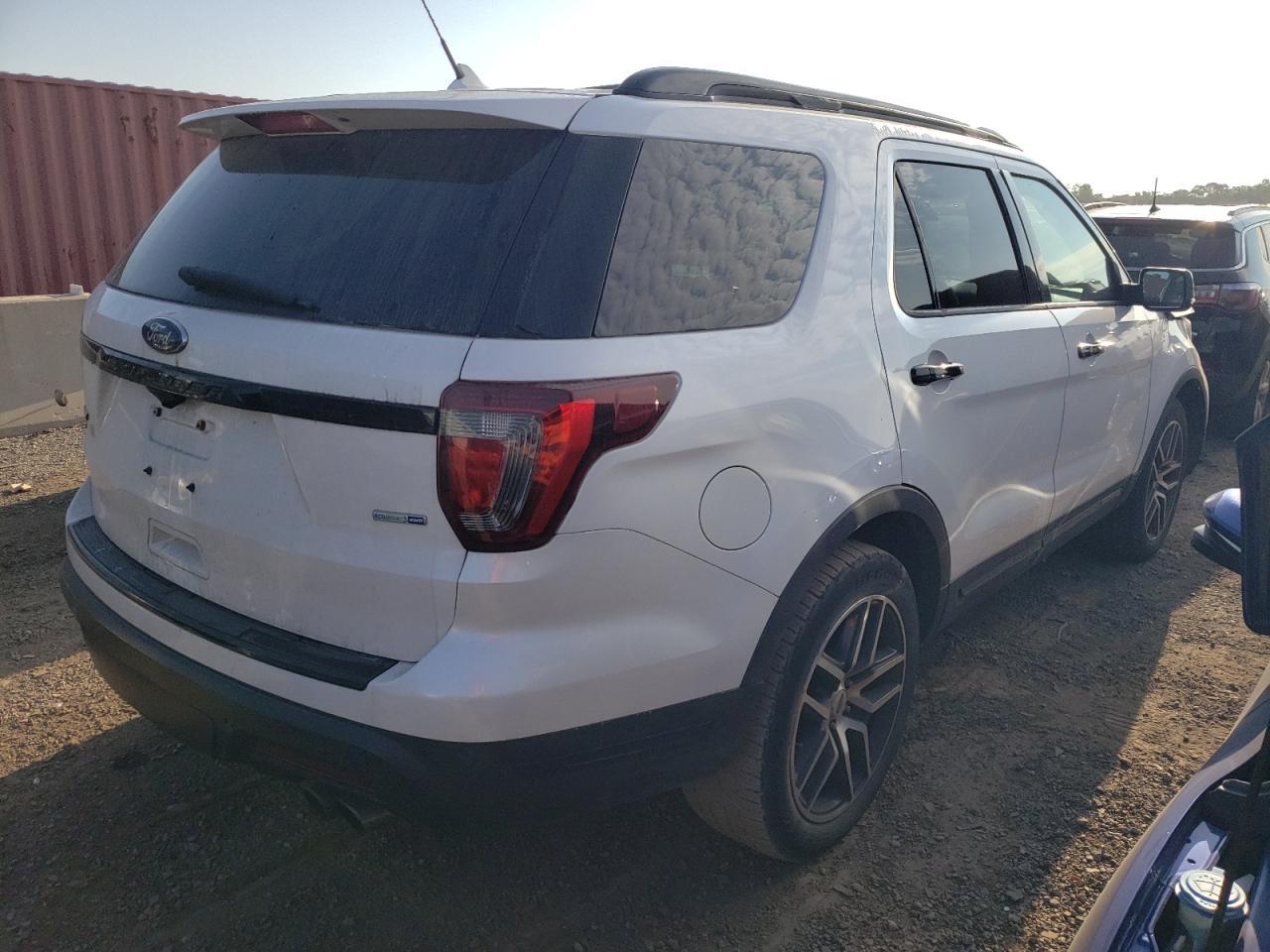 2018 FORD EXPLORER S - Image 3