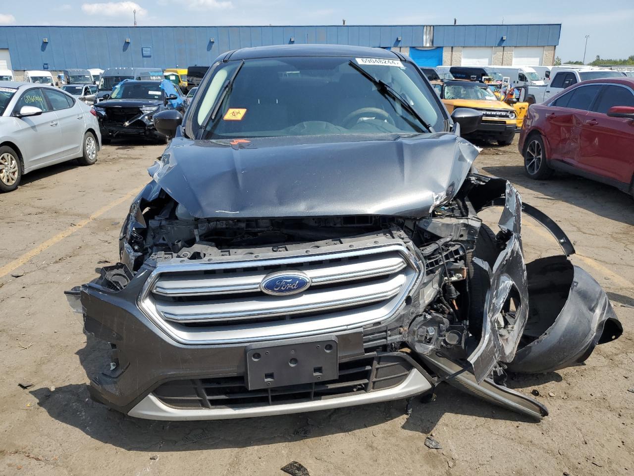 2017 FORD ESCAPE SE - Фото 5