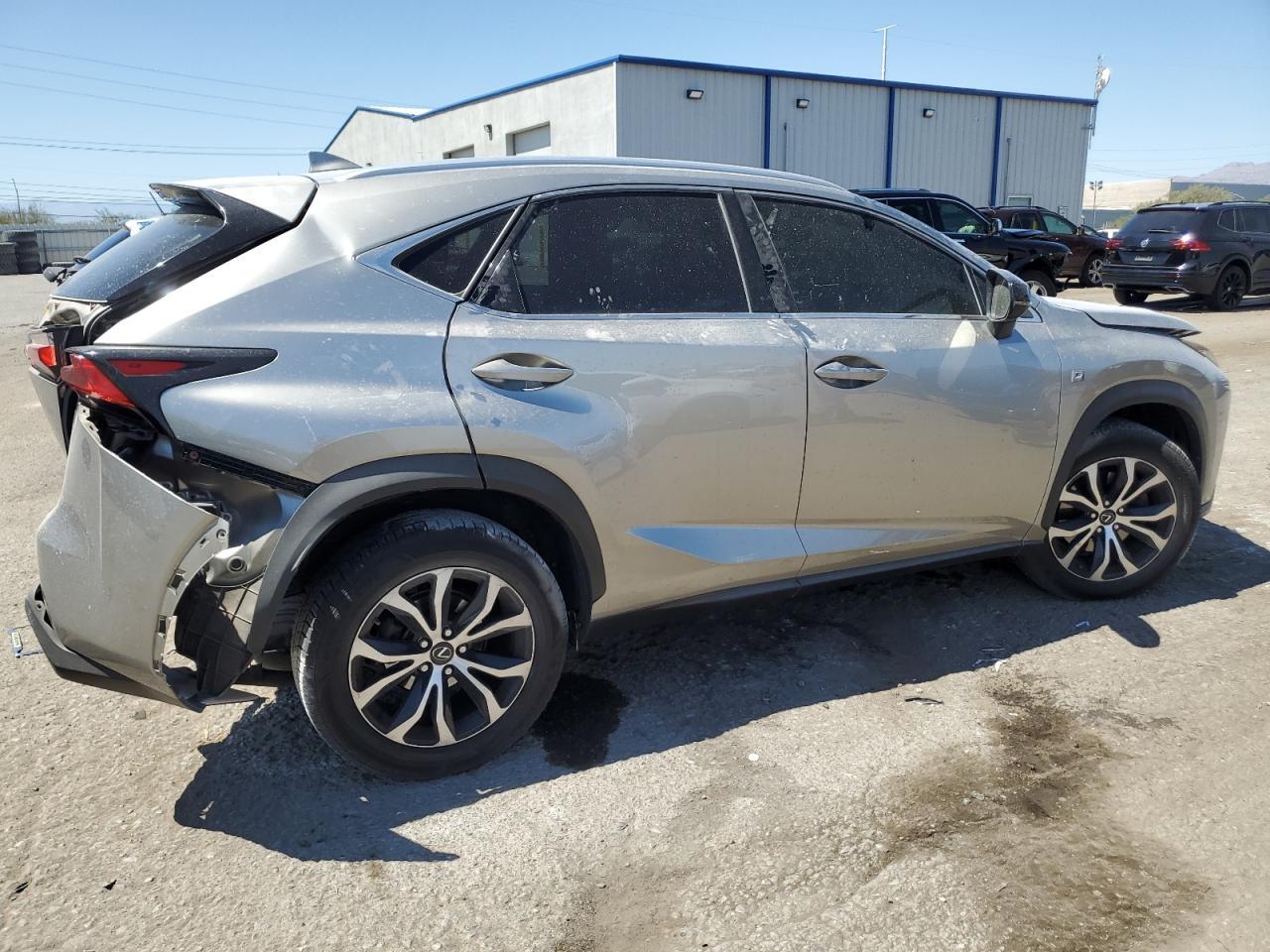2015 LEXUS NX 200T - Фото 3
