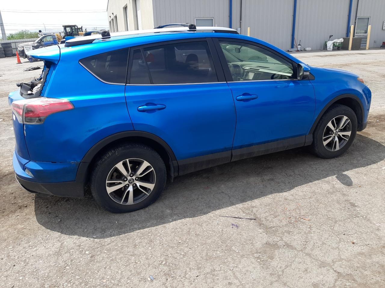 2016 TOYOTA RAV4 XLE - Фото 3