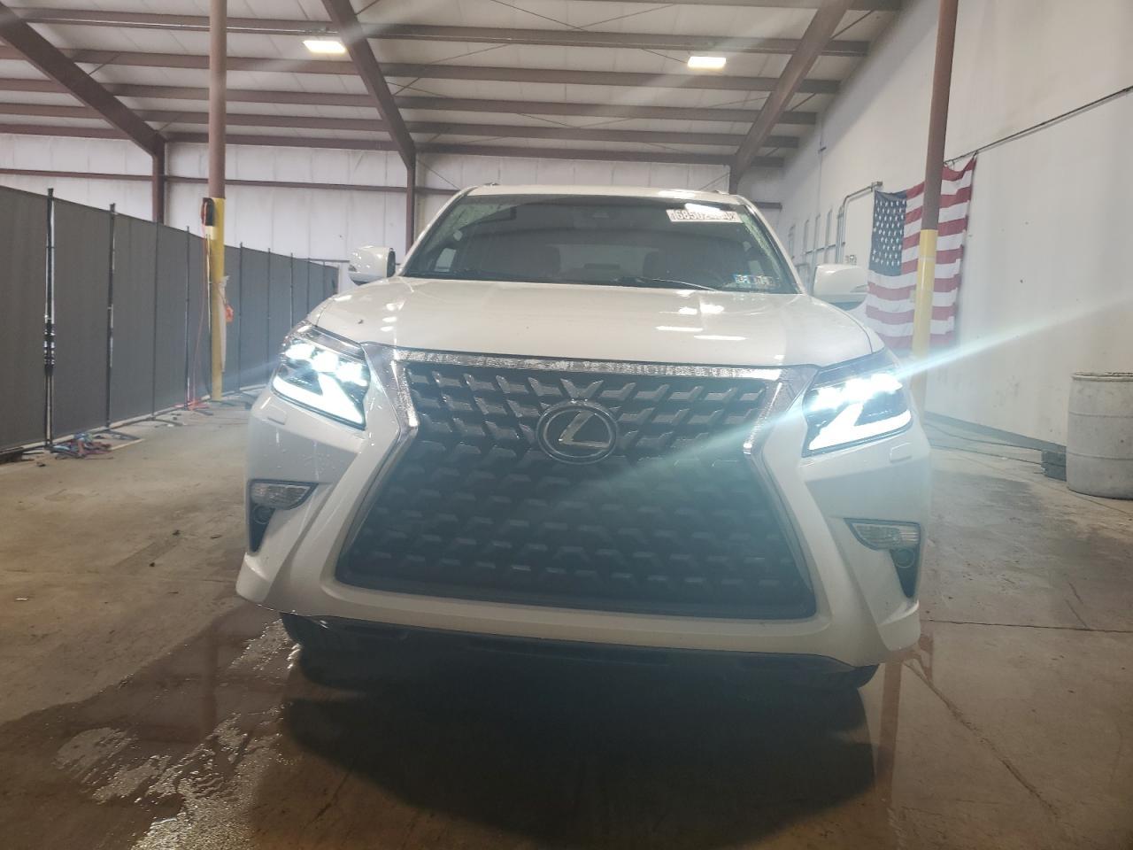 2022 LEXUS GX 460 - Фото 5