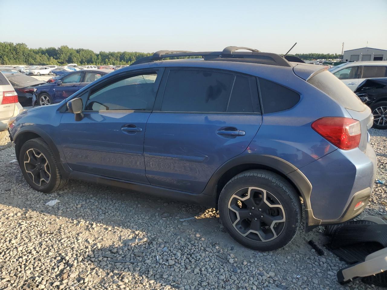 2015 SUBARU XV CROSSTR - Image 2