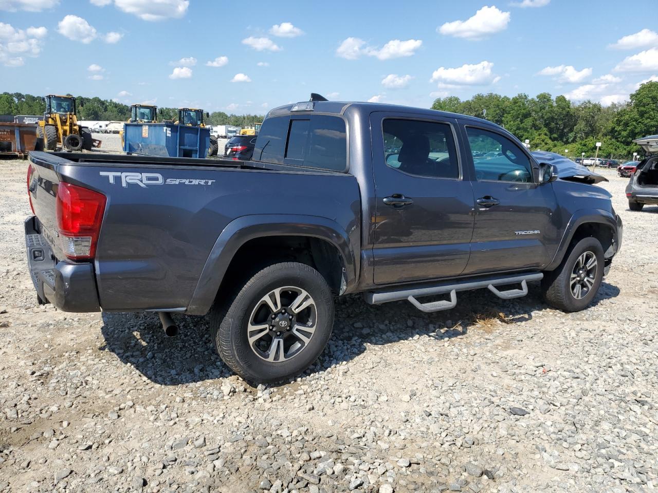 2017 TOYOTA TACOMA DOU - Фото 3