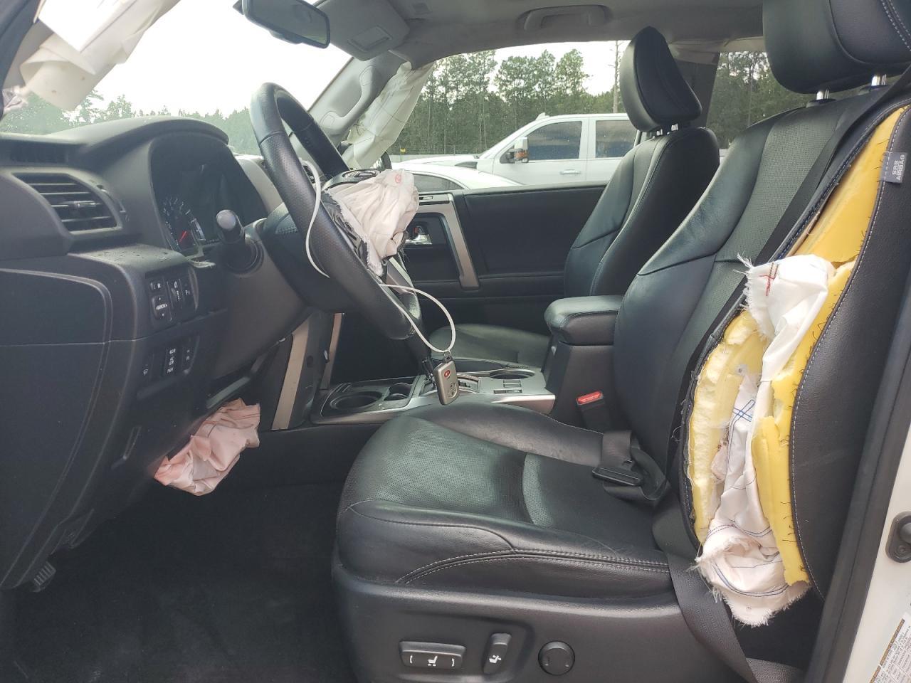 2018 TOYOTA 4RUNNER SR - Image 7