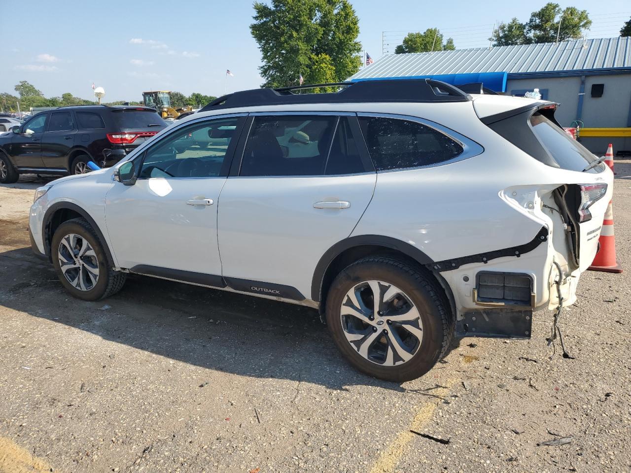2021 SUBARU OUTBACK LI - Фото 2