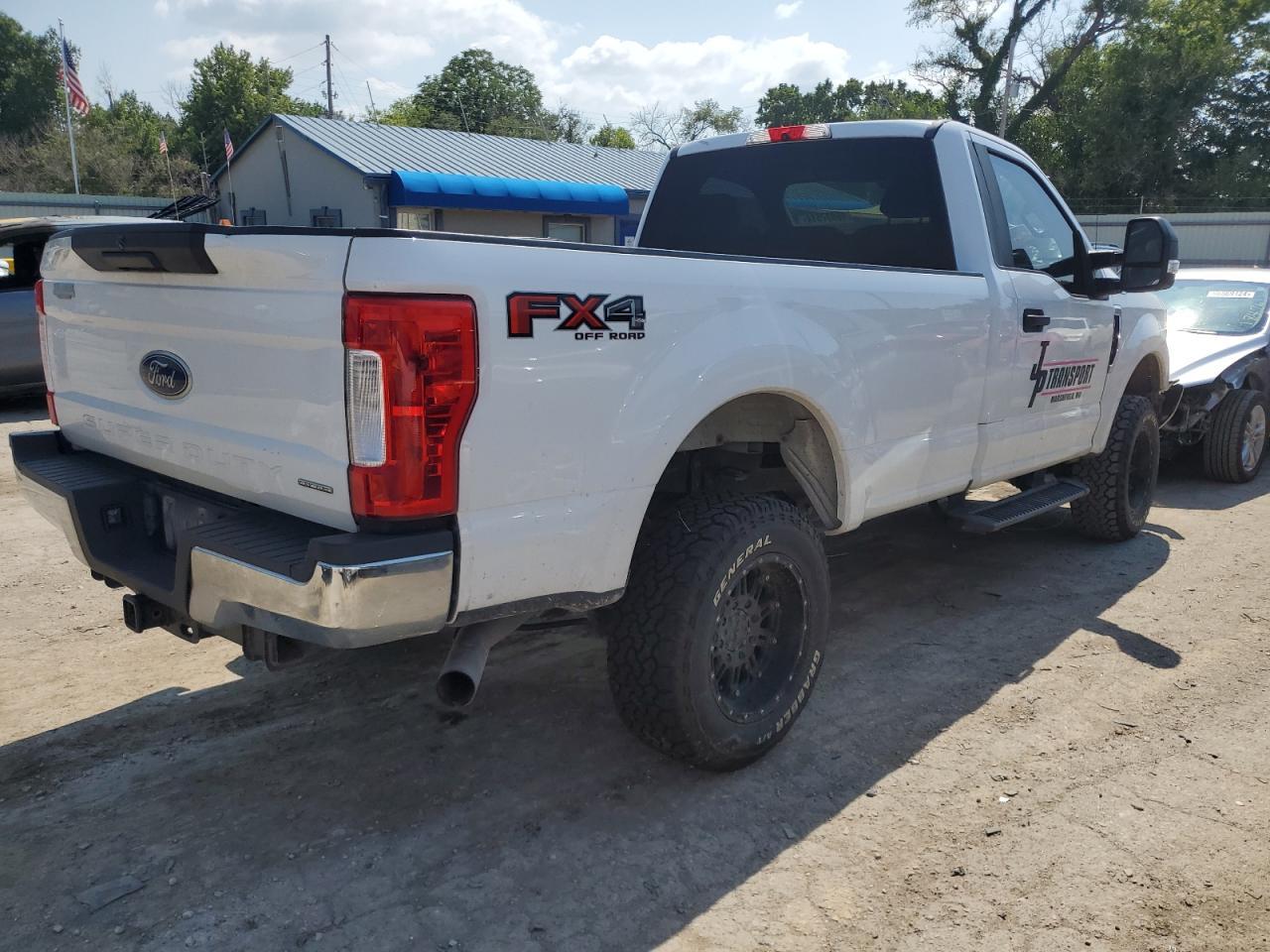 2017 FORD F350 SUPER - Image 3