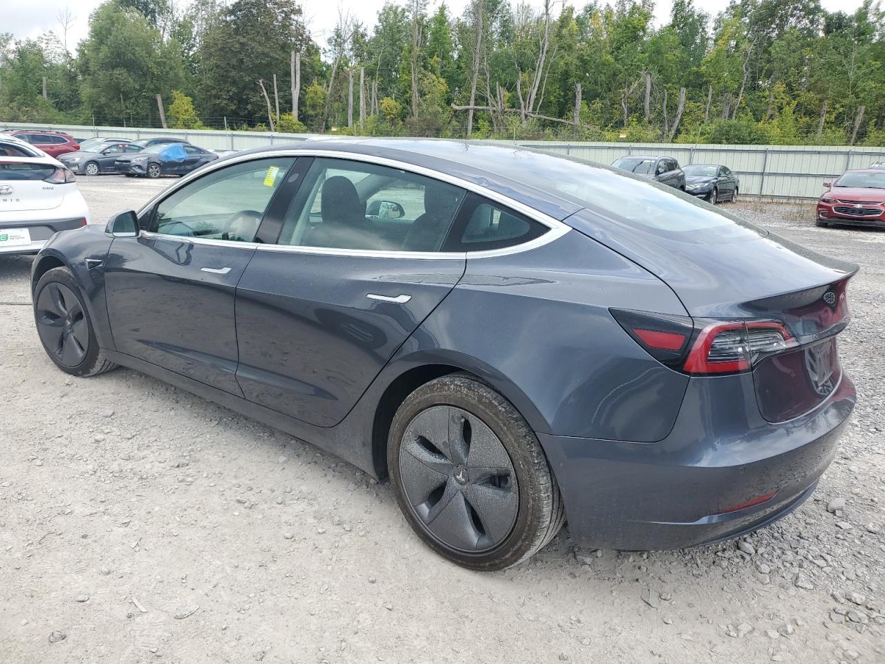 2019 TESLA MODEL 3 - Фото 2