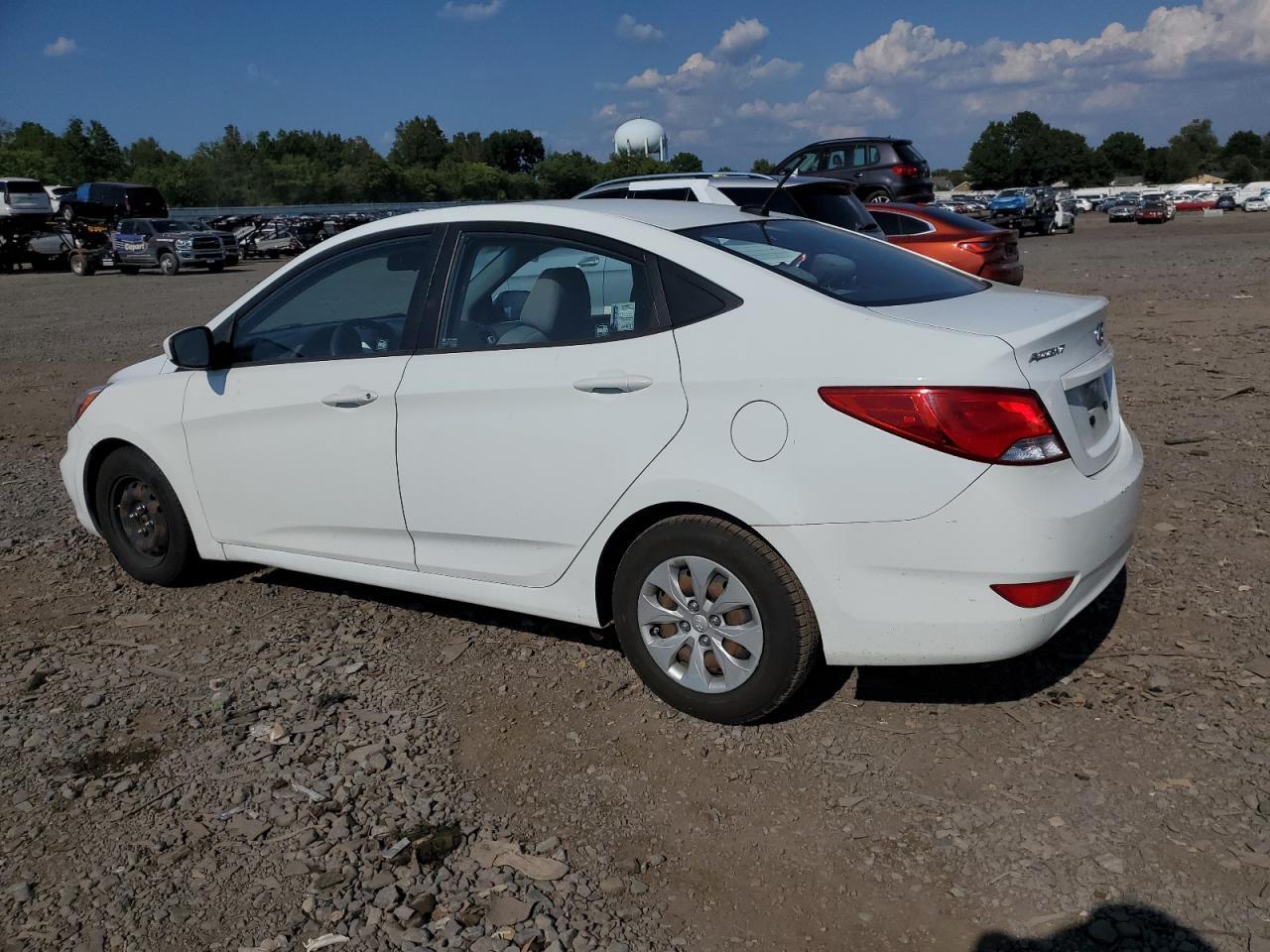 2015 HYUNDAI ACCENT GLS - Фото 2