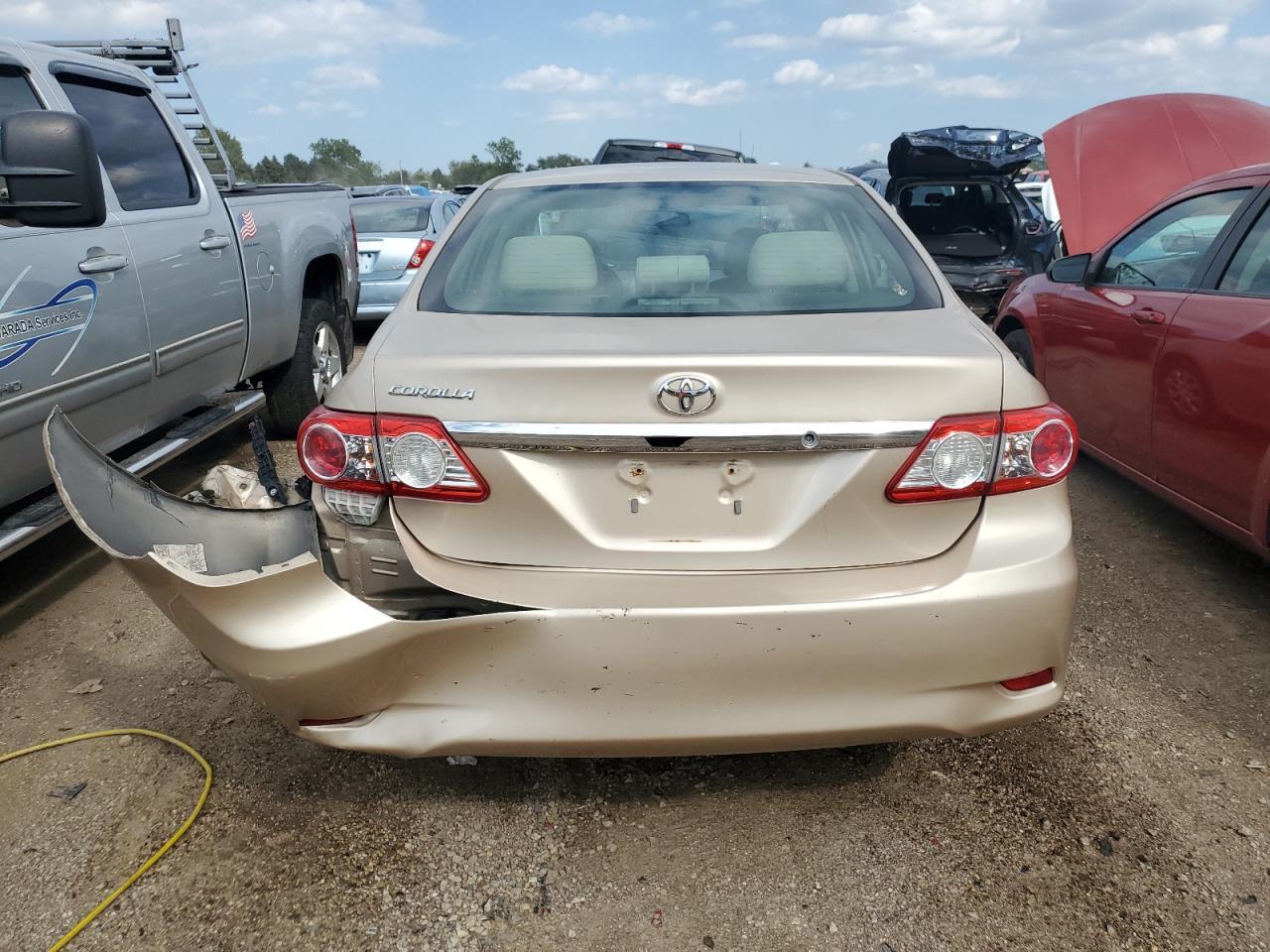 2013 TOYOTA COROLLA BA - Image 6