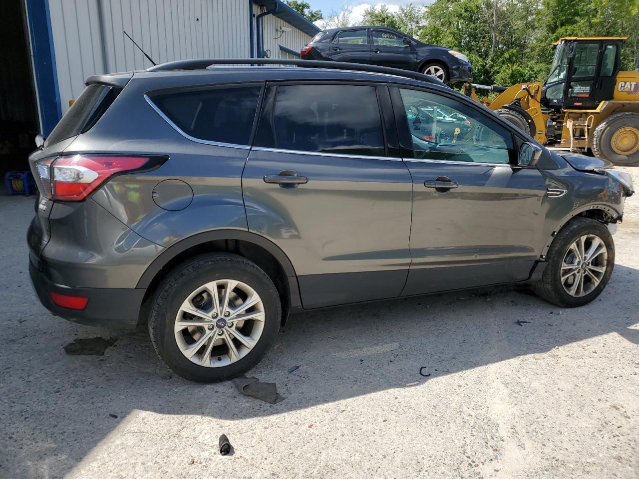 2017 FORD ESCAPE SE - Фото 3