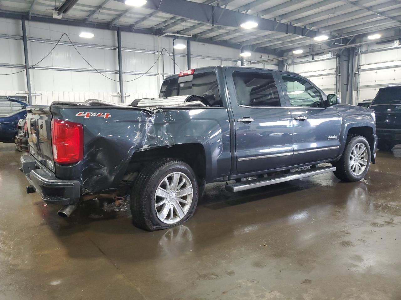 2017 CHEVROLET SILVERADO - Image 3