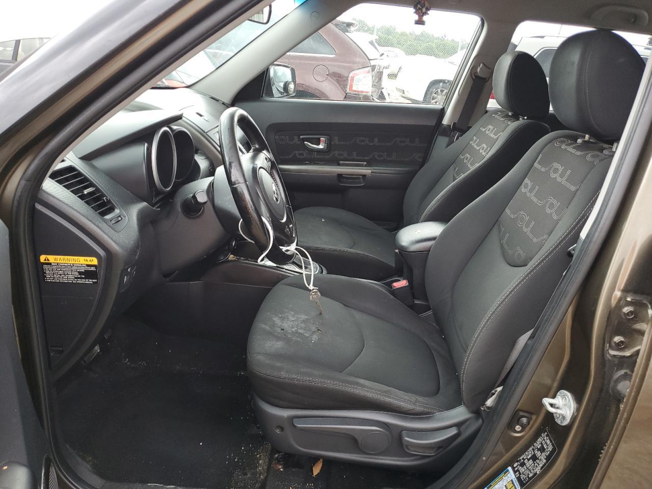 2013 KIA SOUL + - Image 7