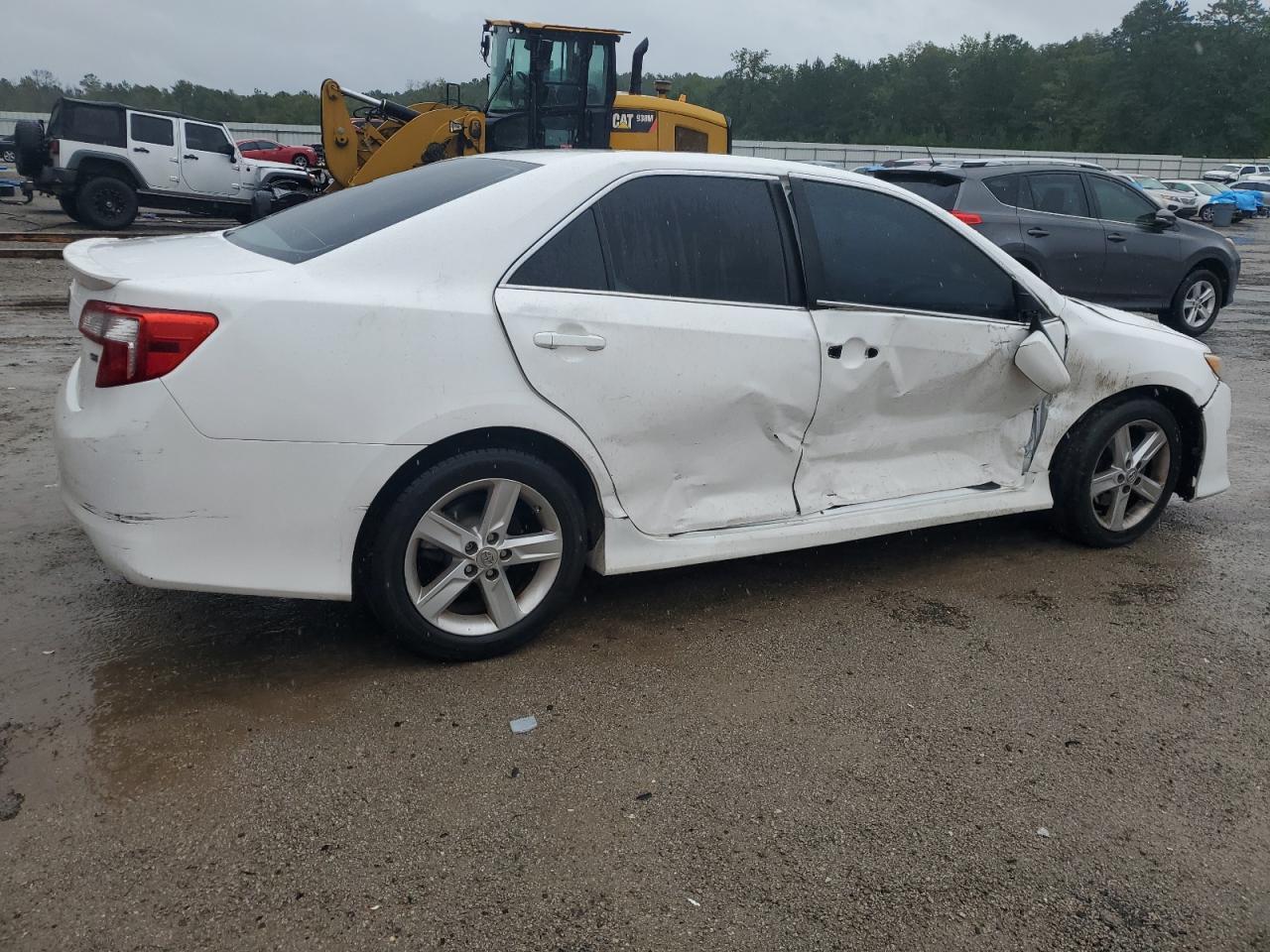 2012 TOYOTA CAMRY BASE - Фото 3