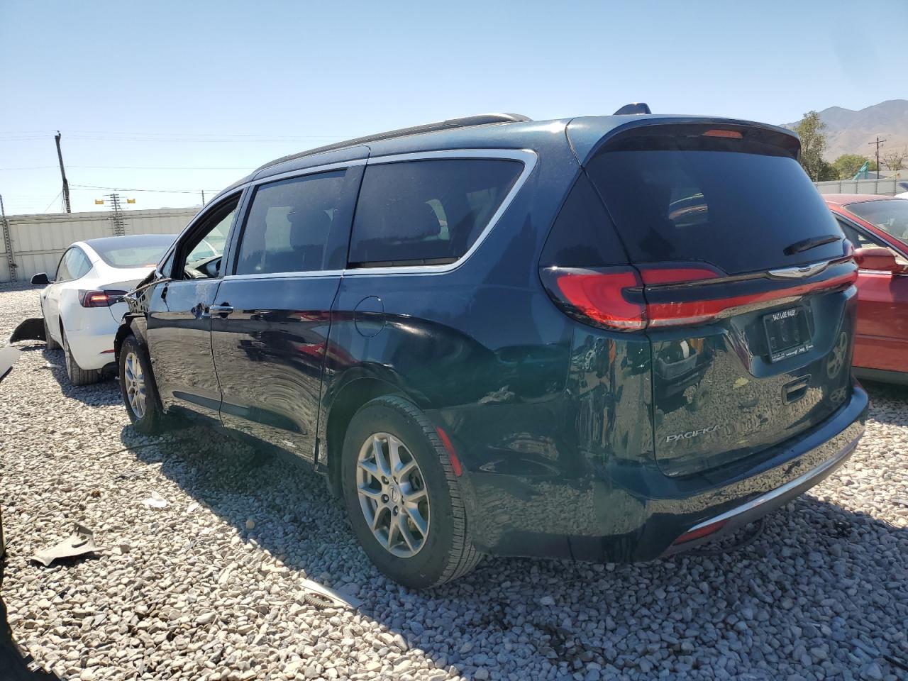 2022 CHRYSLER PACIFICA T - Image 2
