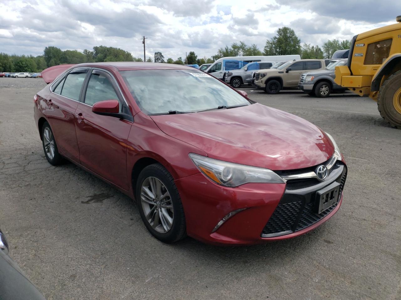 2017 TOYOTA CAMRY LE - Фото 4
