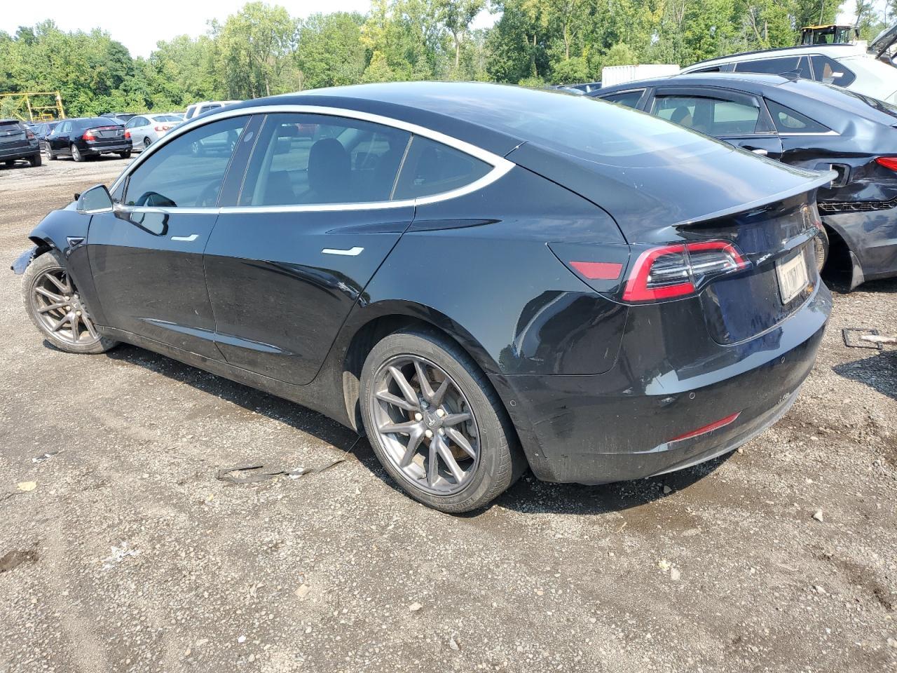 2019 TESLA MODEL 3 - Image 2