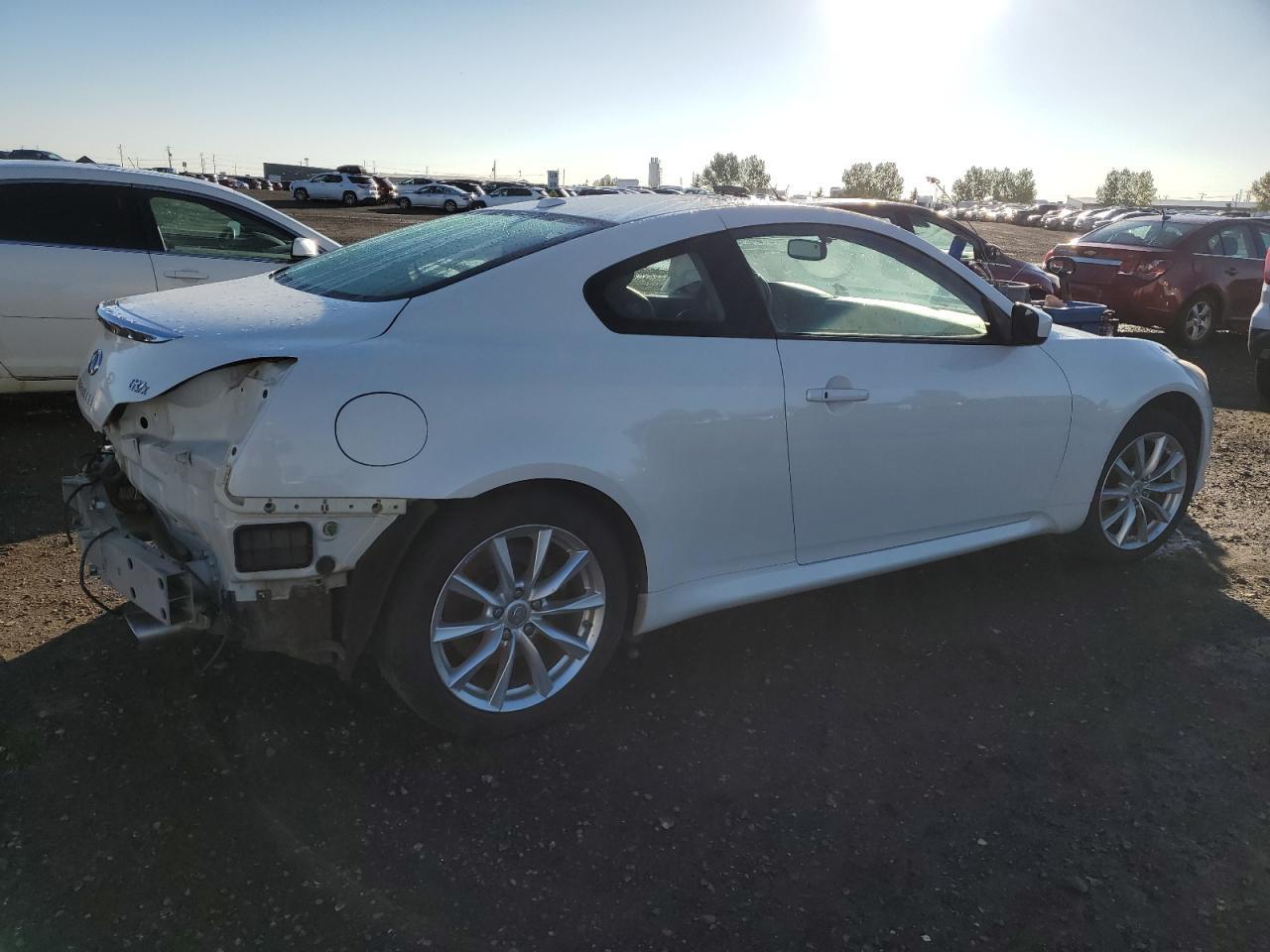 2012 INFINITI G37 - Image 3