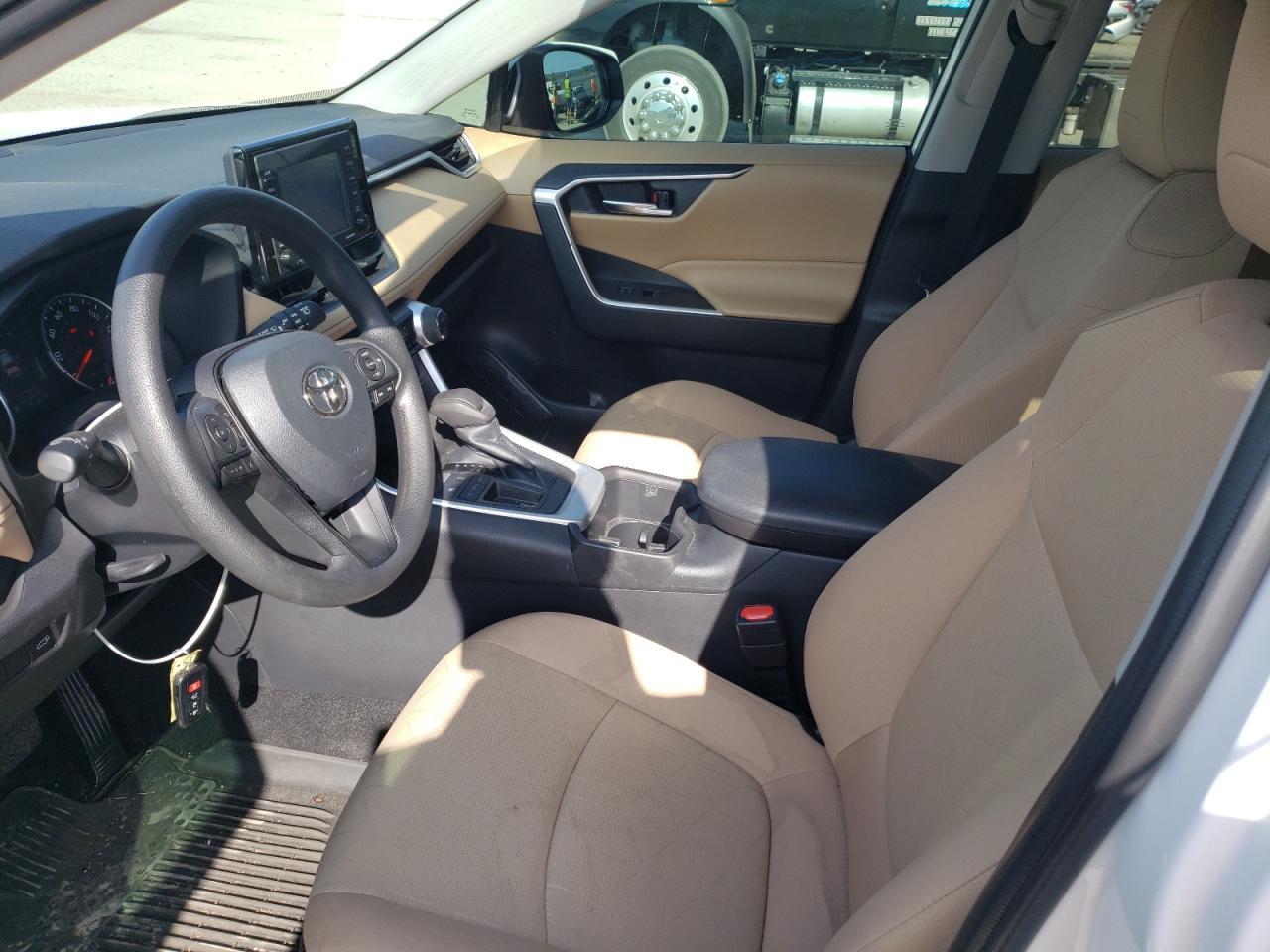2022 TOYOTA RAV4 XLE - Image 7