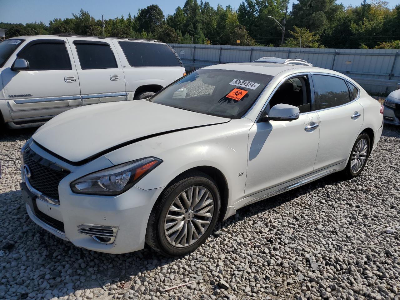 2015 INFINITI Q70L 3.7