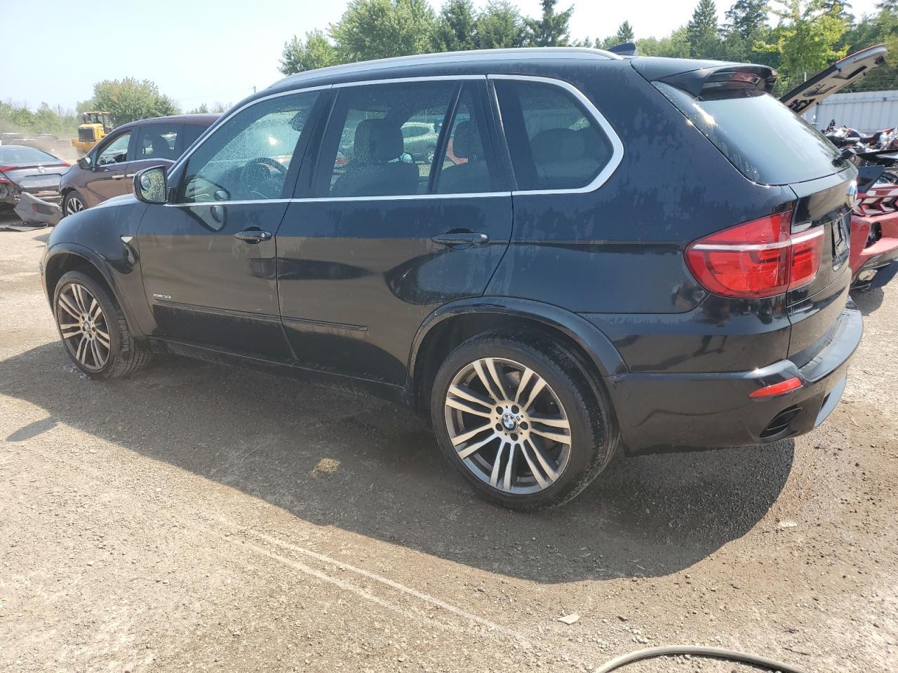 2013 BMW X5 XDRIVE5 - Image 2