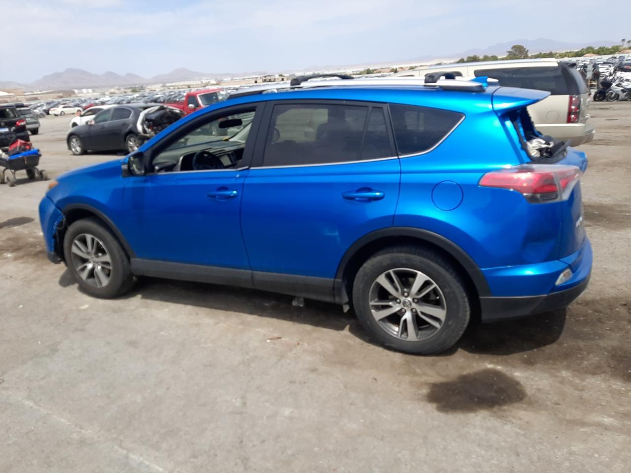 2016 TOYOTA RAV4 XLE - Фото 2