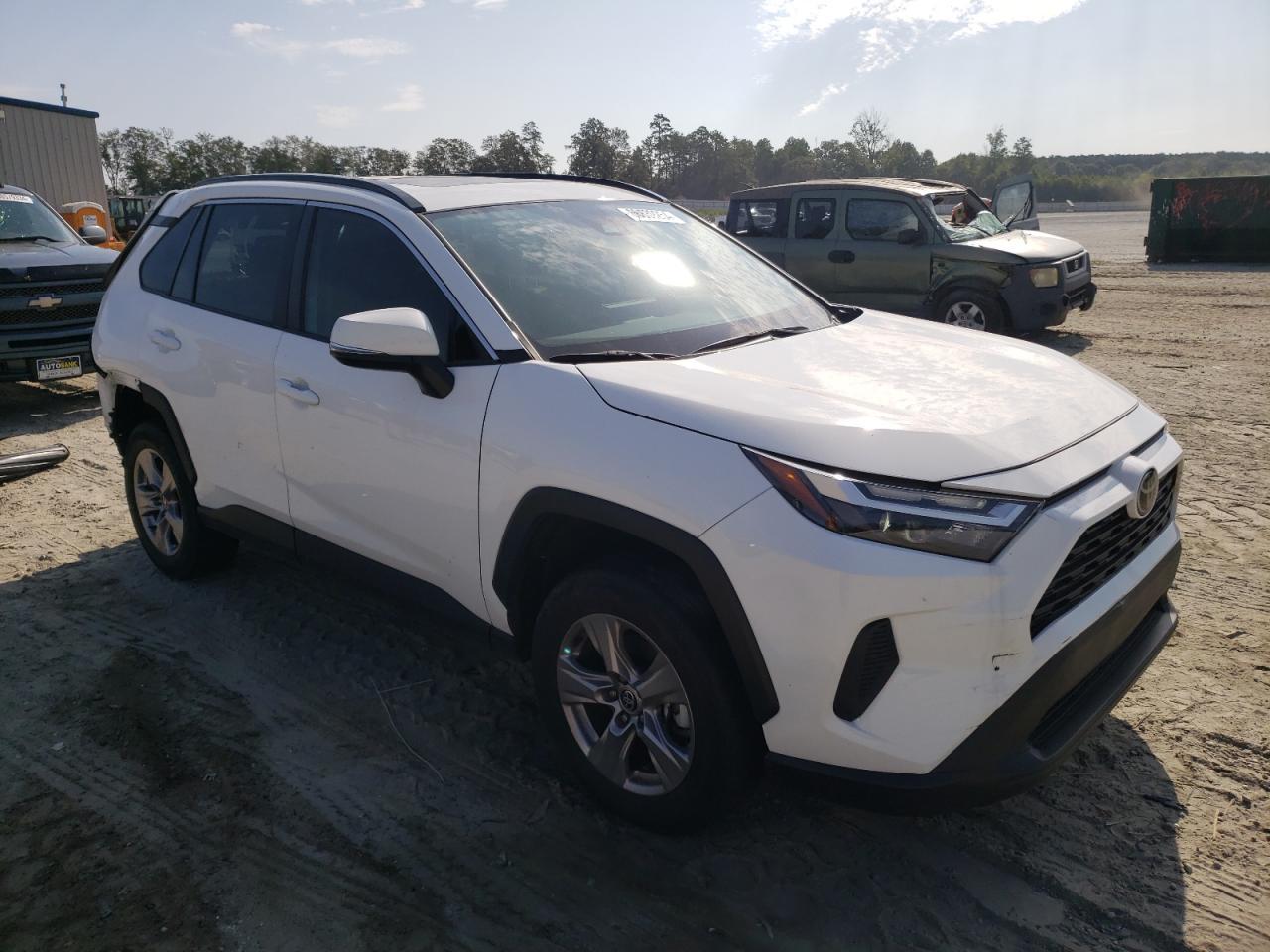 2022 TOYOTA RAV4 XLE - Image 4