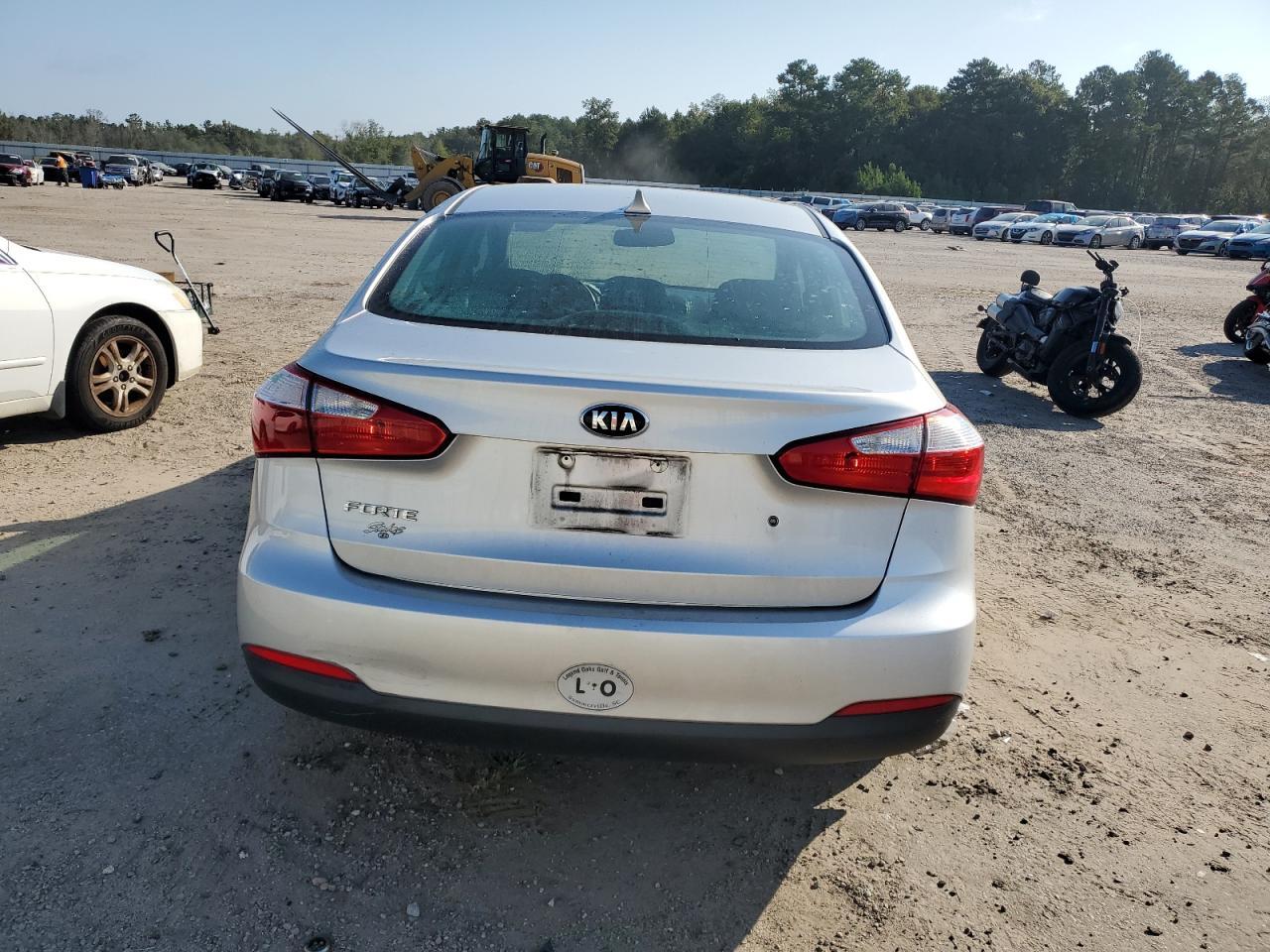 2015 KIA FORTE LX - Фото 6