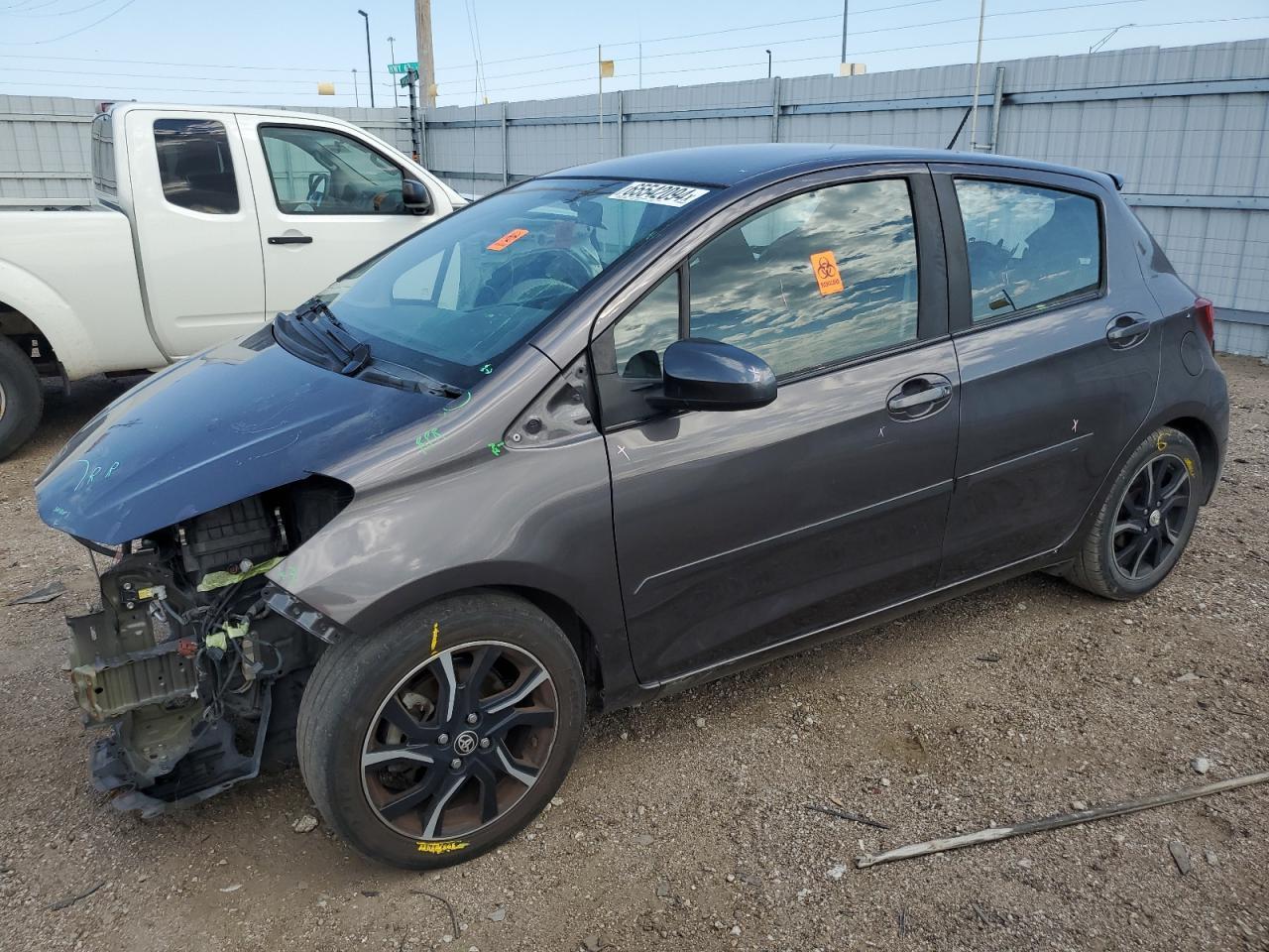 2015 TOYOTA YARIS