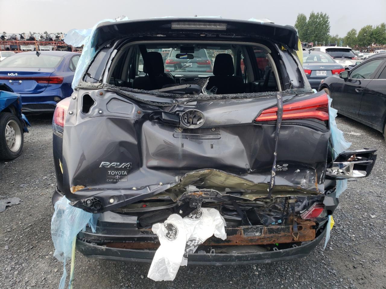 2016 TOYOTA RAV4 LE - Фото 6