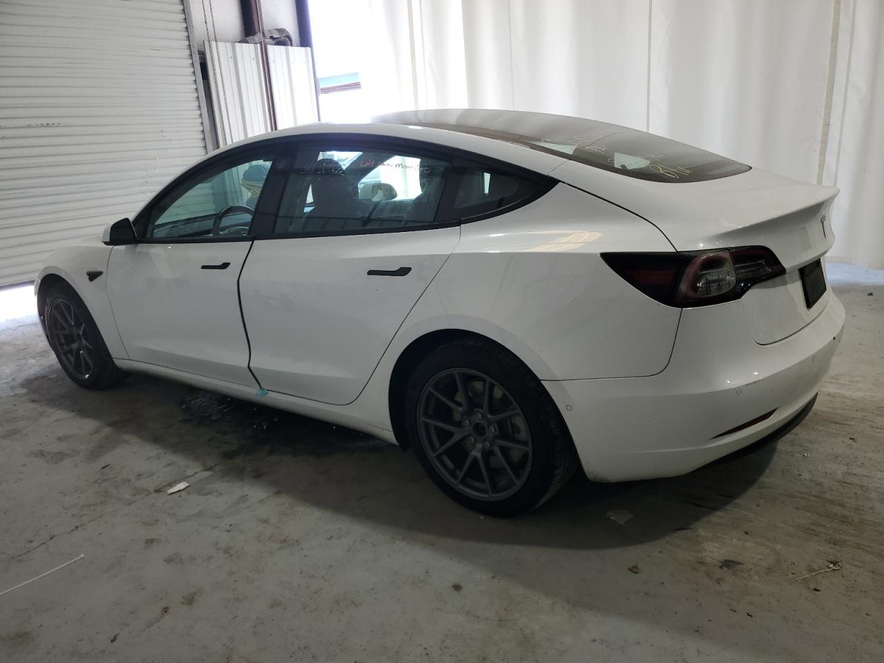 2021 TESLA MODEL 3 - Image 2