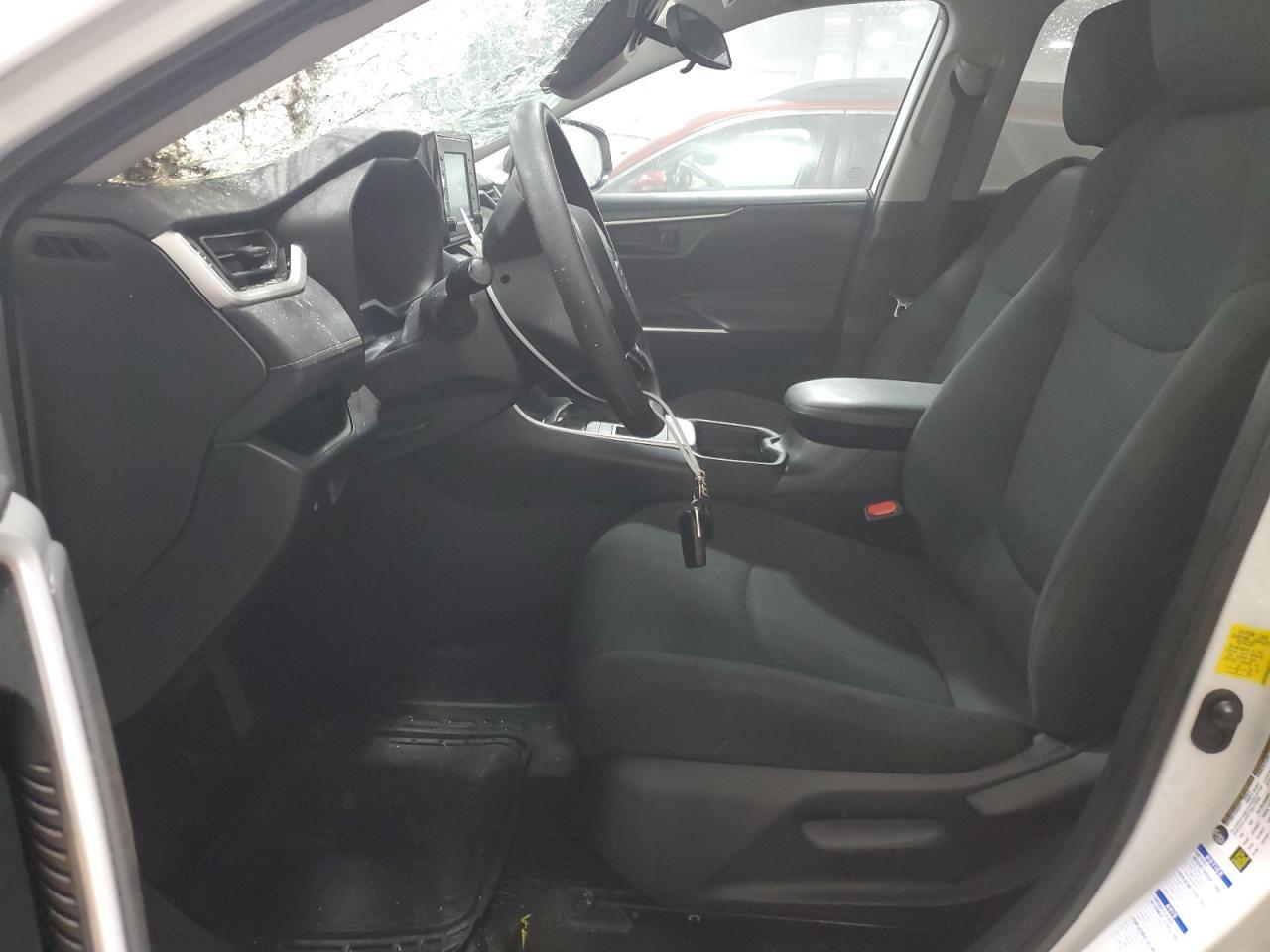 2021 TOYOTA RAV4 LE - Image 7