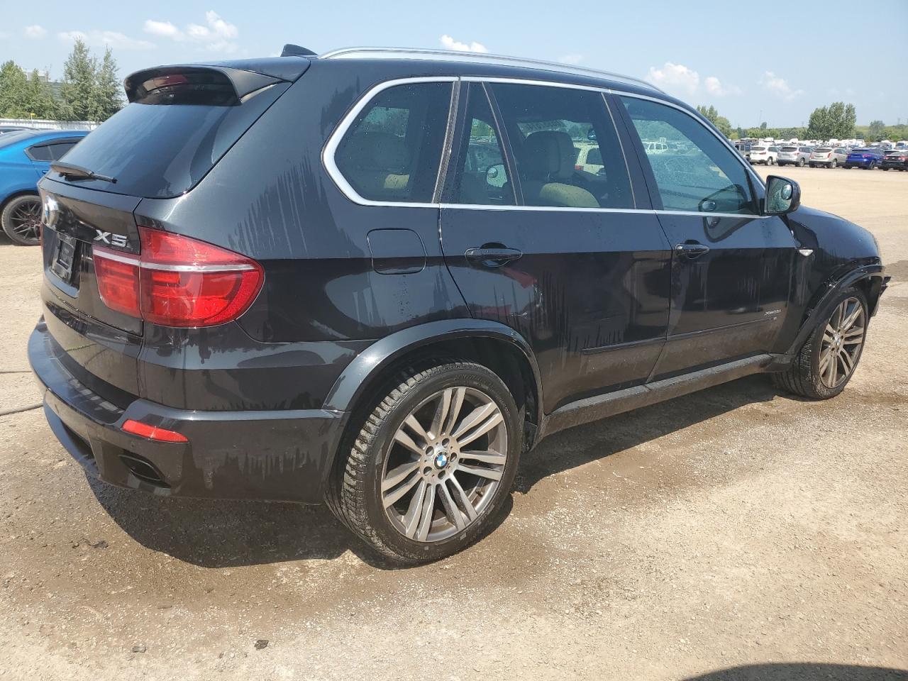 2013 BMW X5 XDRIVE5 - Image 3