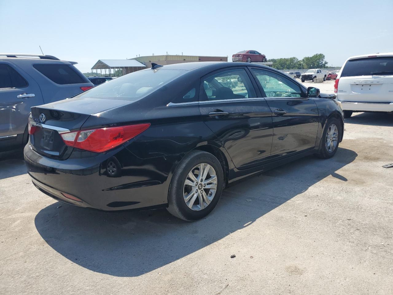 2013 HYUNDAI SONATA GLS - Image 3