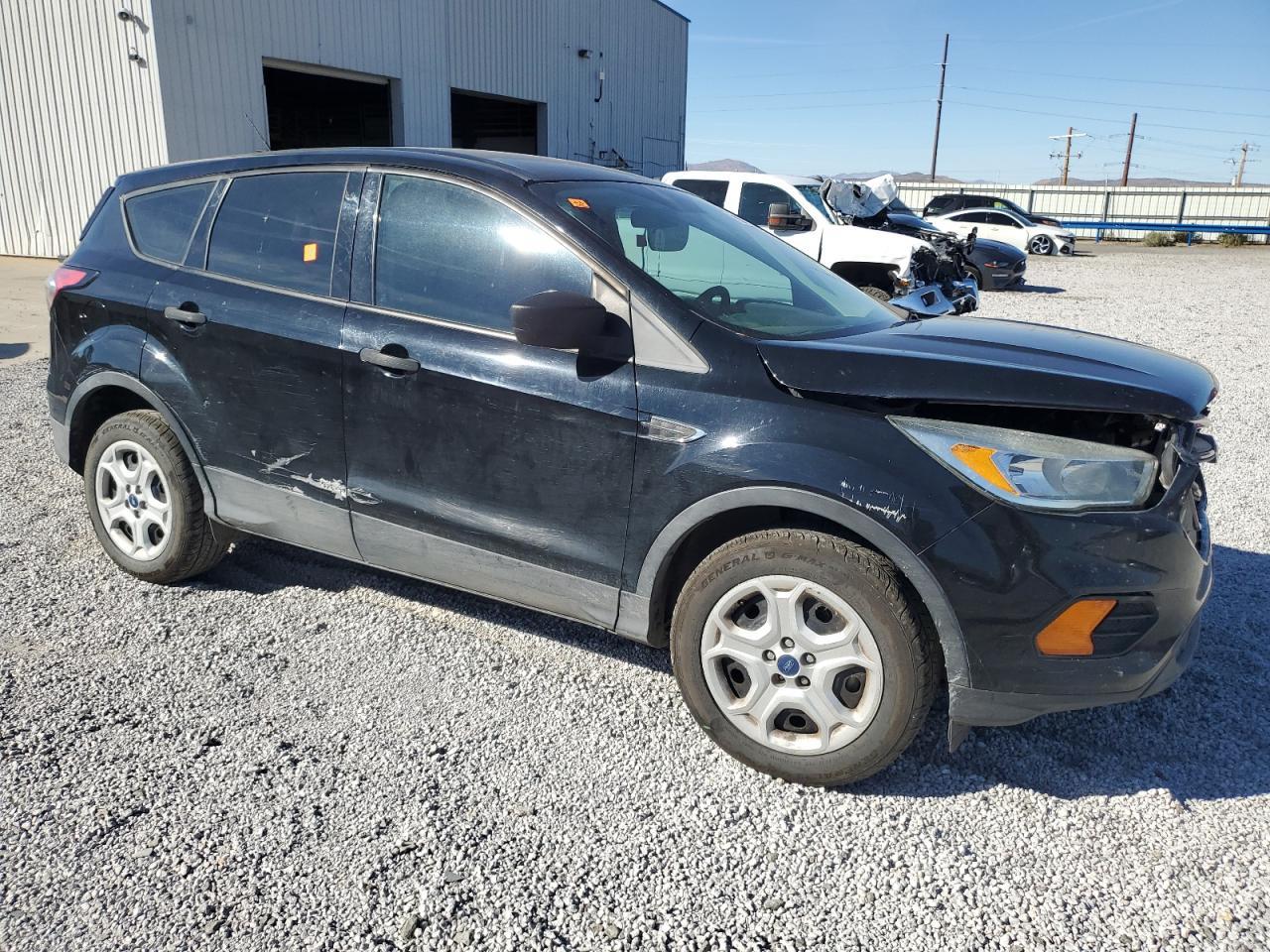 2017 FORD ESCAPE S - Image 4