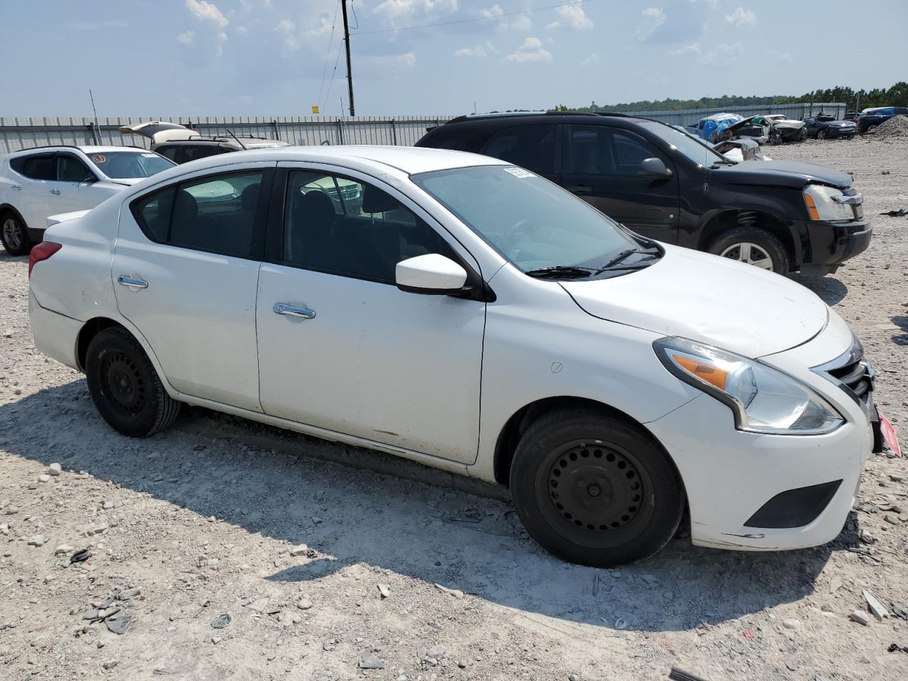2016 NISSAN VERSA S - Image 4