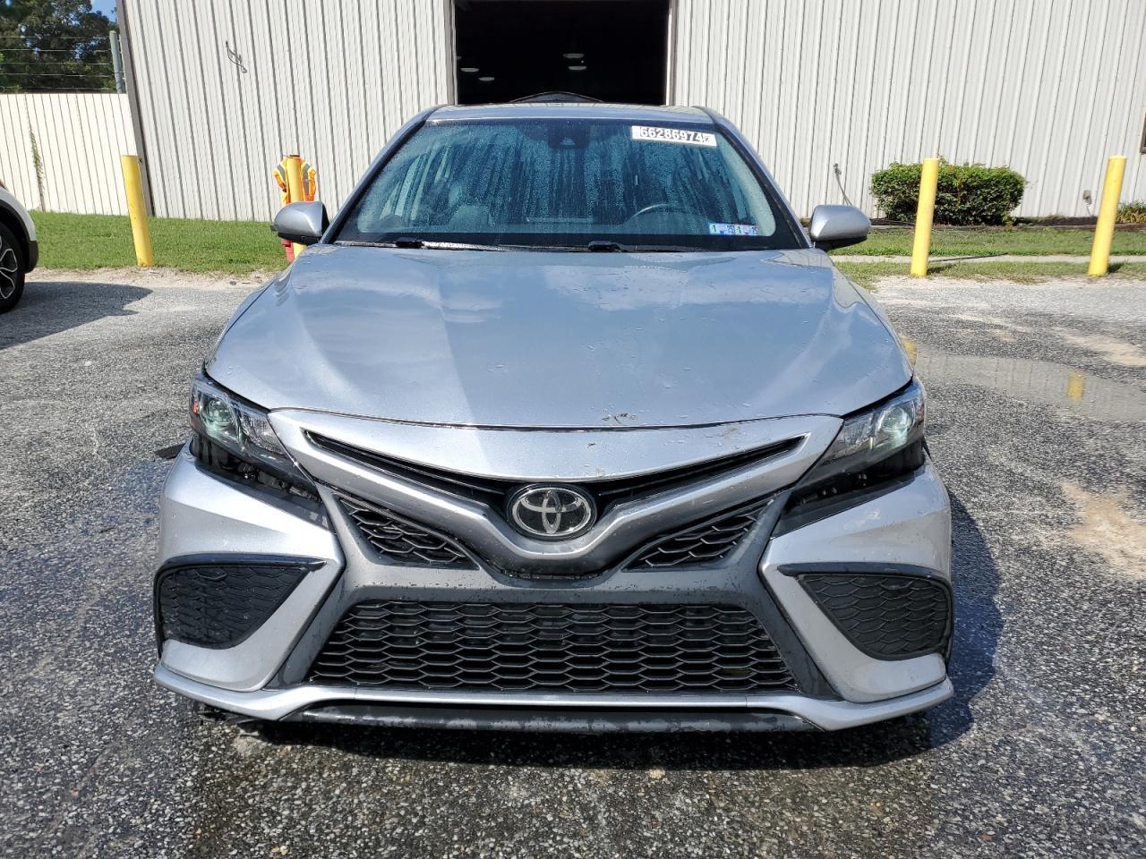 2021 TOYOTA CAMRY SE - Image 5