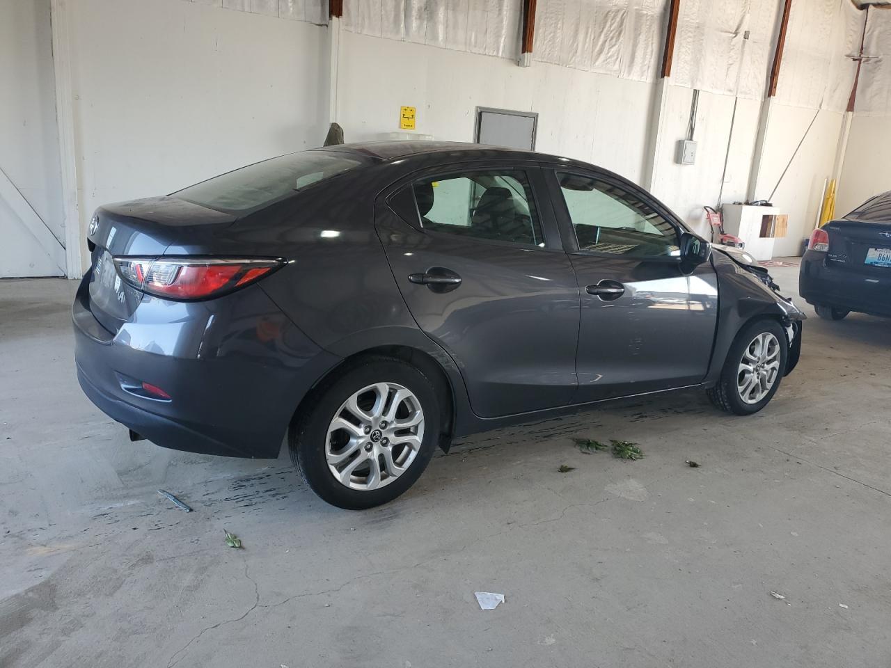 2017 TOYOTA YARIS IA - Image 3