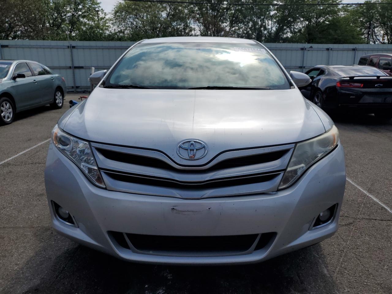 2014 TOYOTA VENZA LE - Фото 5