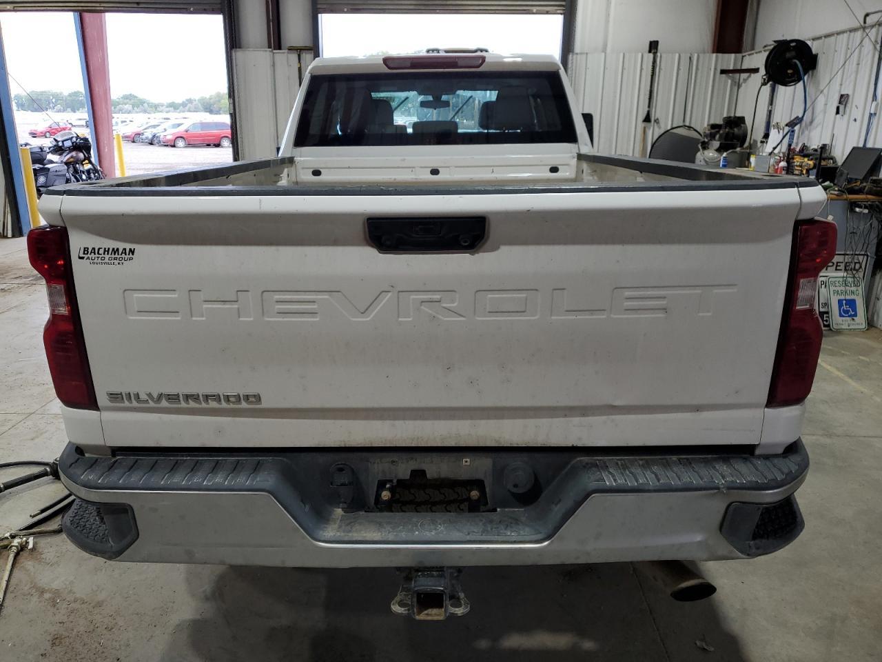 2021 CHEVROLET SILVERADO - Фото 6