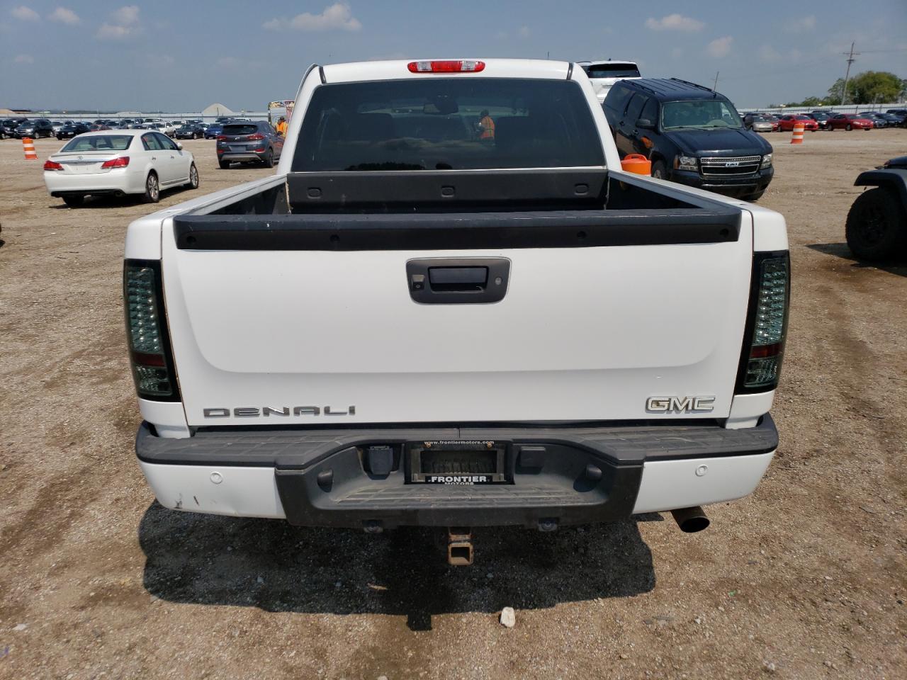 2011 GMC SIERRA K15 - Фото 6