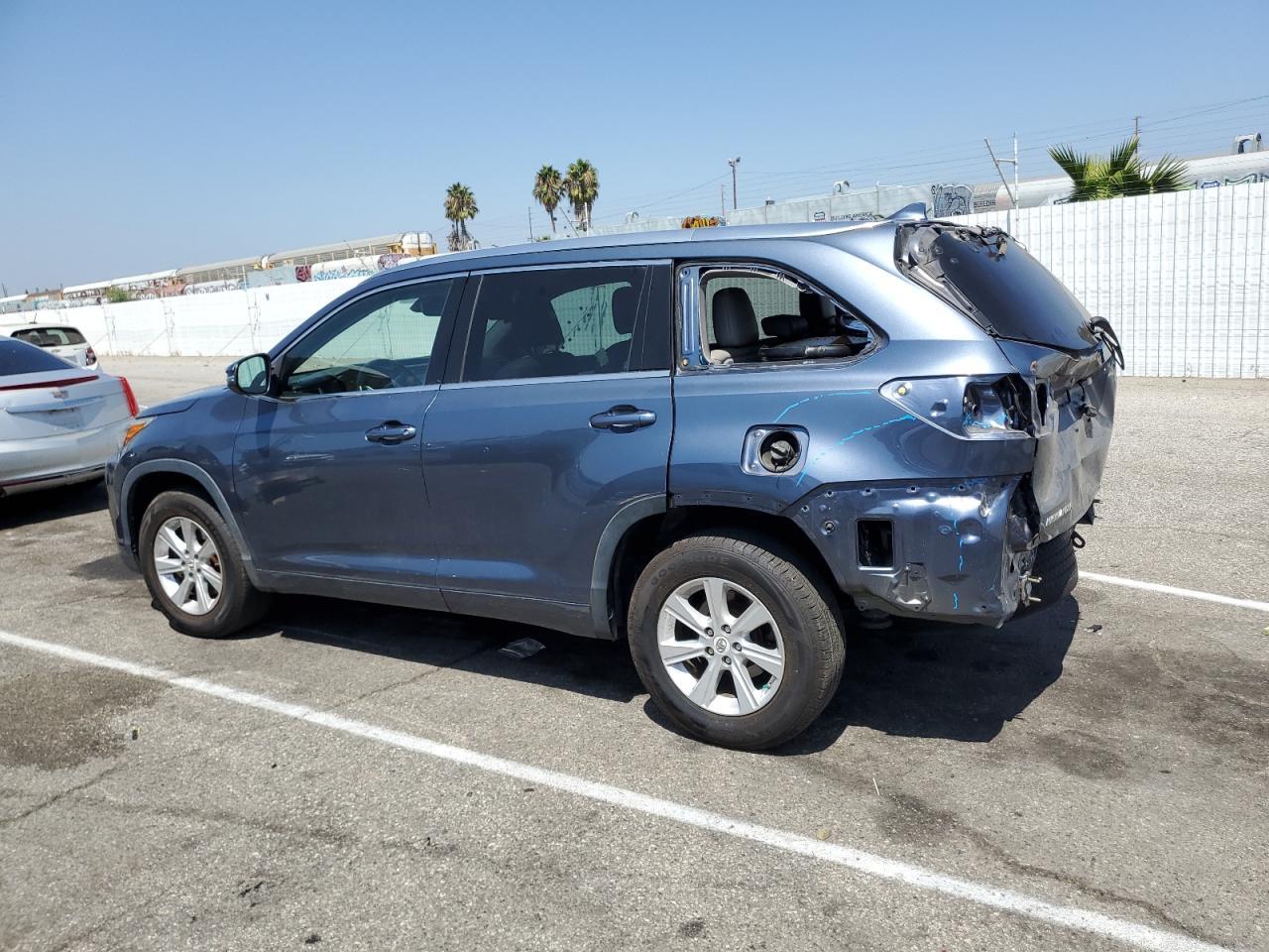 2018 TOYOTA HIGHLANDER - Image 2