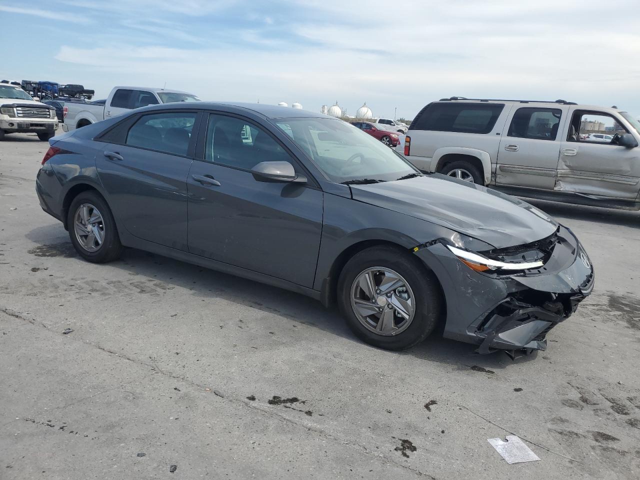 2024 HYUNDAI ELANTRA SE - Фото 4